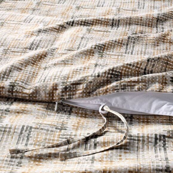 Open Box - Casaluna - Full/Queen Heavyweight Linen Blend Duvet Cover and Brown - Picture 4 of 4